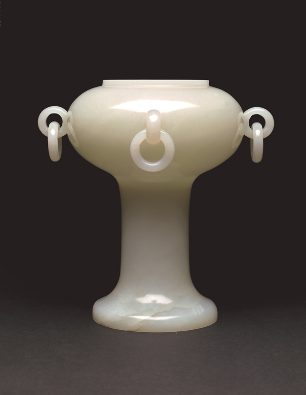 Vase, China, Qing dynasty, Qianlong period (1736-1795). Nephrite. Crow Collection of Asian Art.